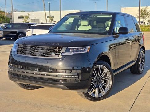 New 2026 Land Rover Range Rover SE image 1