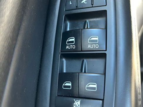 Used 2014 Jeep Grand Cherokee Overland AWD/4WD image 29