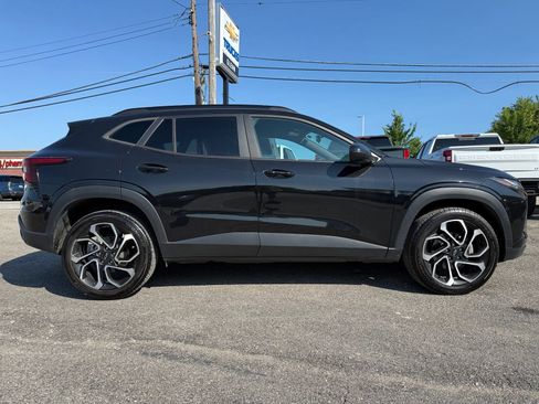 Used 2024 Chevrolet Trax RS w/ Driver Confidence Package FWD image 7