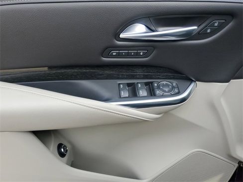 Certified 2021 Cadillac XT4 Premium Luxury image 20