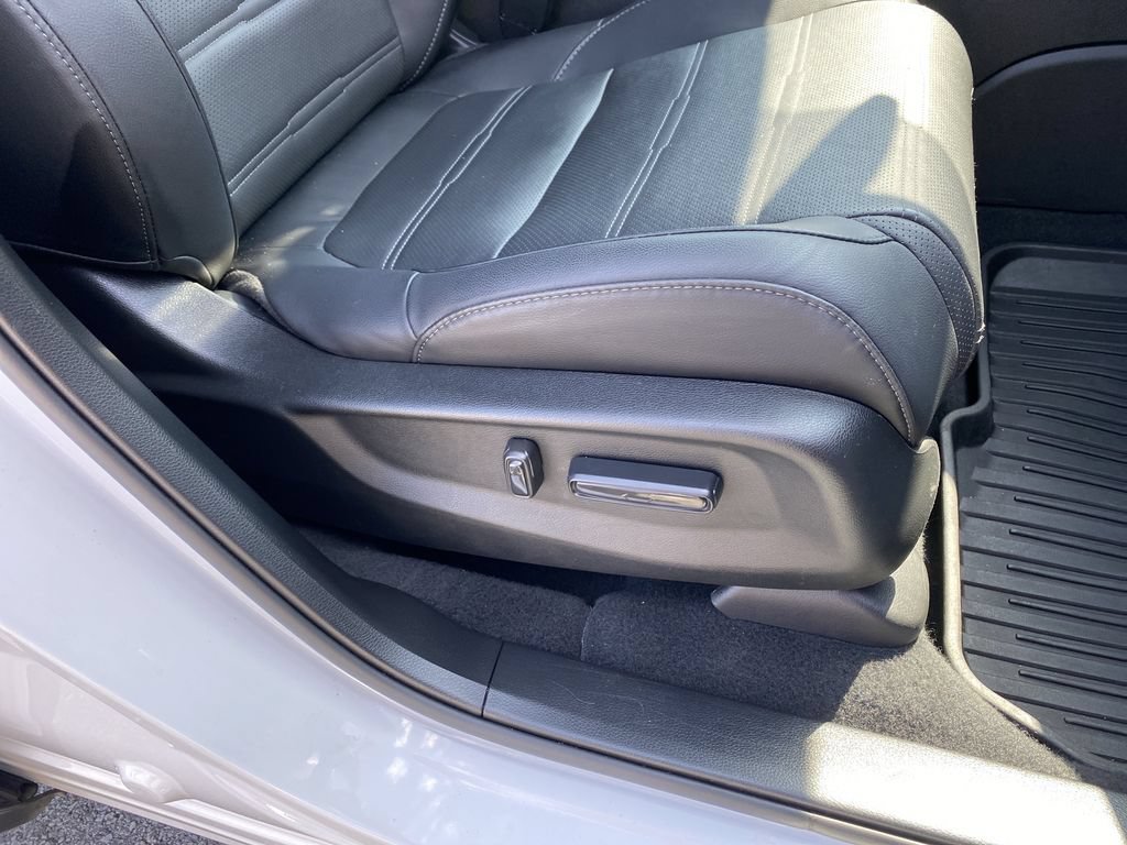 Used 2022 Honda CR-V Touring image 35