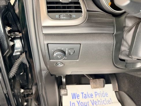 Used 2021 Jeep Grand Cherokee Altitude AWD/4WD image 17