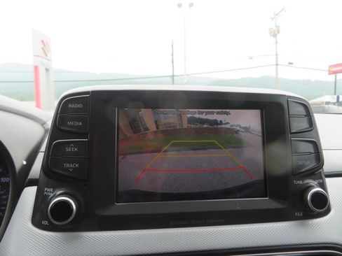 Used 2019 Hyundai Kona SEL image 33