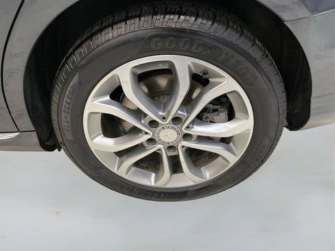 Used 2015 Mercedes-Benz C 300 4MATIC Sedan image 18