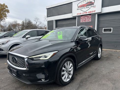 Used 2019 INFINITI QX50 Essential w/ Premium Heat Package image 3