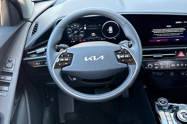 New 2026 Kia Niro Wind FWD image 17