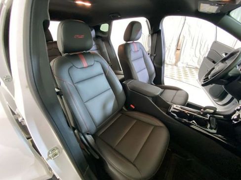 Used 2024 Chevrolet Trax RS w/ Driver Confidence Package image 13