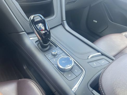 Certified 2023 Cadillac XT6 Premium Luxury w/ LPO, Floor Liner Package AWD/4WD image 34