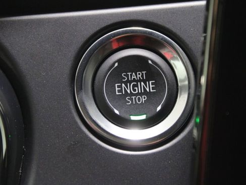 Used 2025 Chevrolet Blazer RS image 41