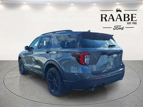 Used 2023 Ford Explorer ST-Line image 16