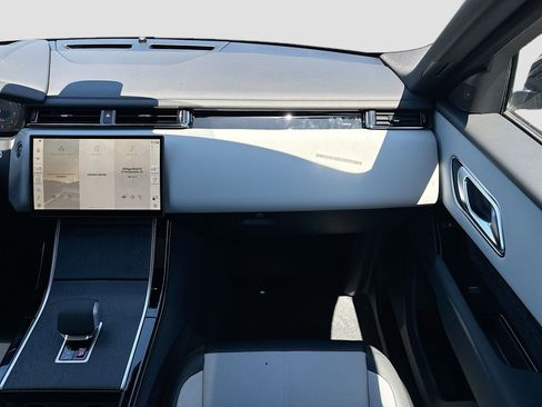 New 2026 Land Rover Range Rover Velar Dynamic SE AWD/4WD image 18
