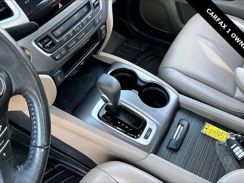 Used 2017 Honda Ridgeline RTL-T image 18