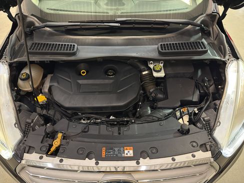 Used 2018 Ford Escape Titanium image 33