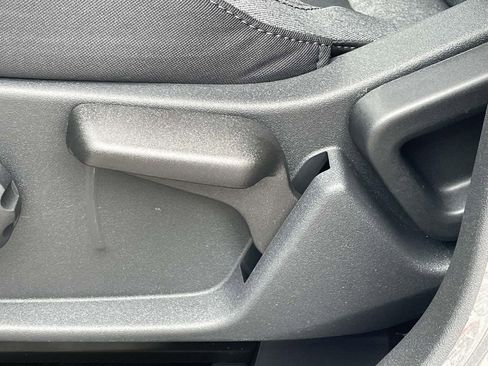 New 2025 Ford Bronco 4-Door image 17