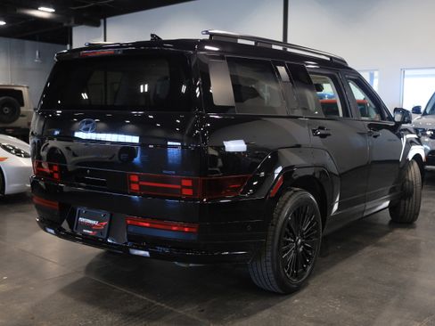 Used 2025 Hyundai Santa Fe Calligraphy image 6