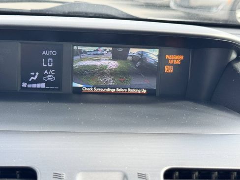 Used 2014 Subaru Crosstrek 2.0i Premium AWD/4WD image 9