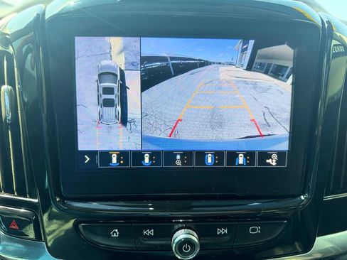 Used 2021 Chevrolet Traverse High Country AWD/4WD image 16