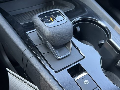 Certified 2026 Nissan Rogue SV image 23