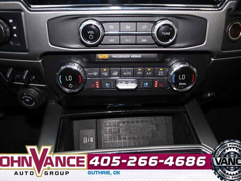 Used 2022 Ford F350 Platinum image 38