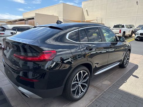 Used 2022 BMW X4 xDrive30i w/ Convenience Package AWD/4WD image 5
