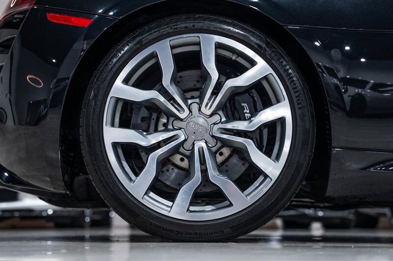 Used 2012 Audi R8 V10 AWD/4WD image 15