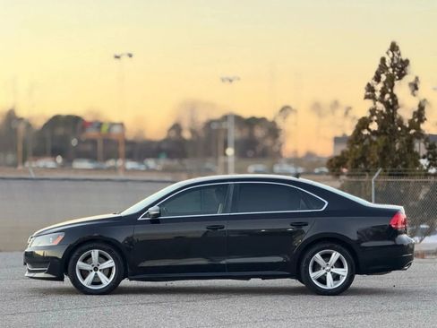 Used 2012 Volkswagen Passat 2.5 SE image 8
