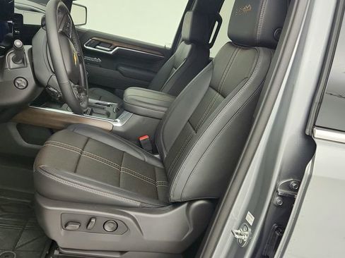 New 2026 Chevrolet Silverado 1500 High Country w/ High Country Premium Package AWD/4WD image 17