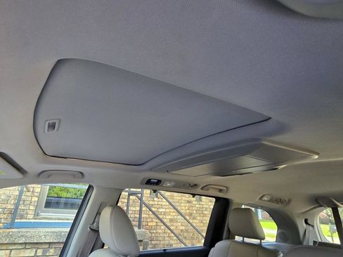 Used 2014 Honda Odyssey Touring Elite image 7