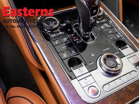 Used 2023 Bentley Flying Spur W12 AWD/4WD image 34