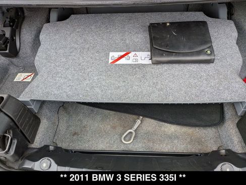 Used 2011 BMW 335i Convertible image 25