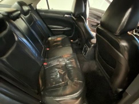 Used 2017 Chrysler 300 Limited w/ Value Package image 13