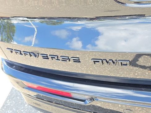 Used 2026 Chevrolet Traverse RS AWD/4WD image 33
