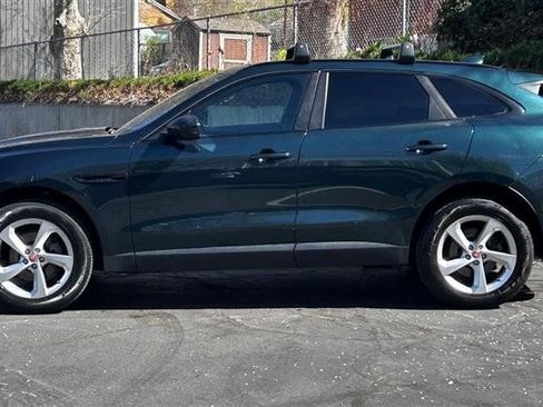 Used 2018 Jaguar F-PACE Premium AWD/4WD image 2