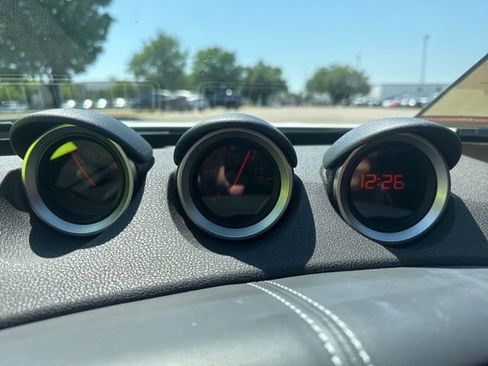 Used 2020 Nissan 370Z Touring Sport RWD image 25