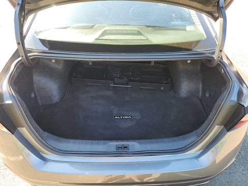 Used 2024 Nissan Altima 2.5 SL AWD/4WD image 28