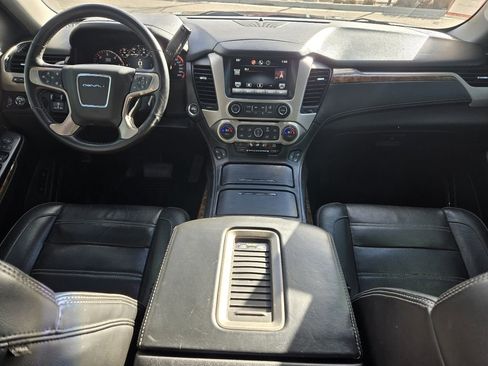 Used 2015 GMC Yukon XL Denali w/ Premium Package image 2