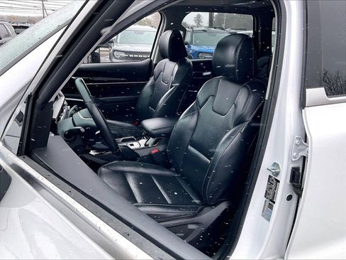 Used 2023 Kia Telluride S w/ S Sunroof Package image 9