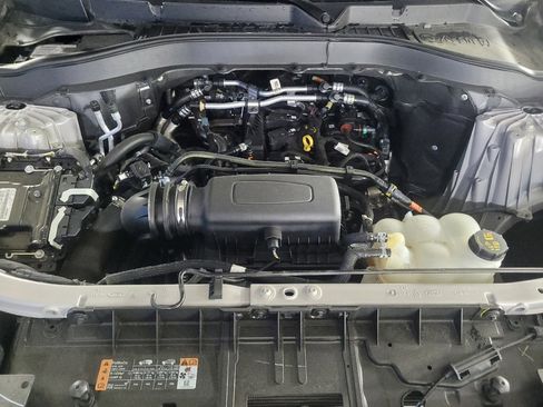 Used 2021 Ford Explorer XLT w/ Equipment Group 202A RWD image 30