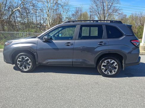 Certified 2026 Subaru Forester Premium image 8