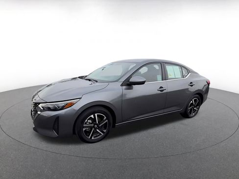Used 2025 Nissan Sentra SV image 8
