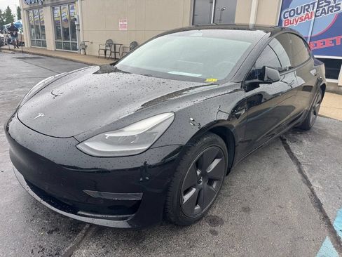Used 2021 Tesla Model 3 Standard Range Plus RWD image 1