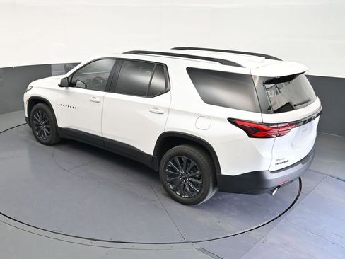 Used 2023 Chevrolet Traverse RS FWD image 15