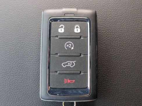 New 2025 Jeep Grand Cherokee L Laredo w/ Luxury Tech Group I RWD image 35