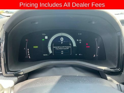 Used 2025 Toyota Camry SE w/ Convenience Package AWD/4WD image 13
