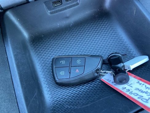 Used 2025 GMC Terrain Elevation AWD/4WD image 44