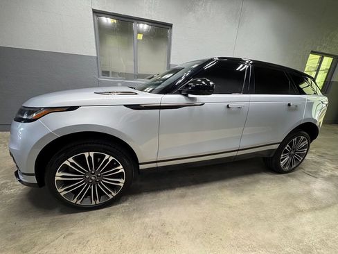 Used 2024 Land Rover Range Rover Velar Dynamic SE AWD/4WD image 4