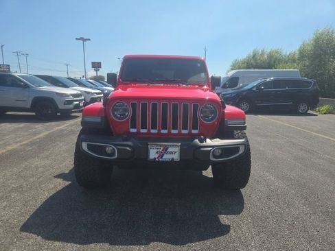 Used 2020 Jeep Wrangler Unlimited Sahara AWD/4WD image 3