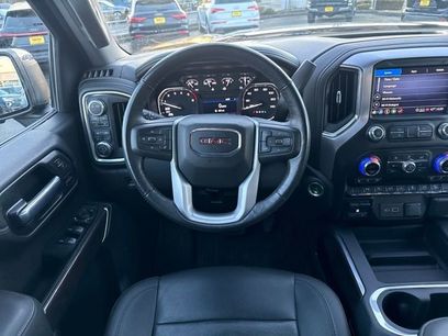 Used 2021 GMC Sierra 1500 SLT w/ SLT Premium Package