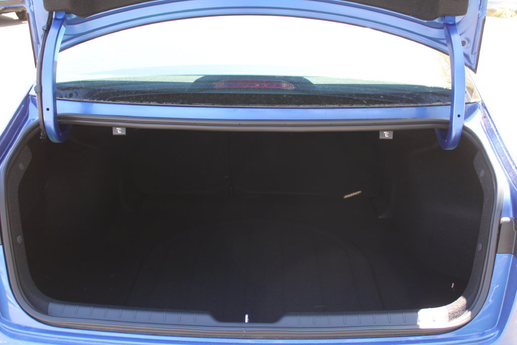 New 2026 Kia K4 GT-Line w/ GT-Line Sunroof Package FWD image 10