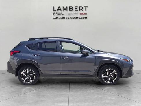 Used 2024 Subaru Crosstrek 2.0i Premium AWD/4WD image 6